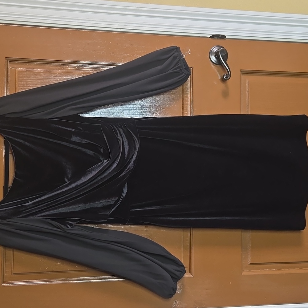 Vince Camuto-Velvet blk V back dress with sheer long sleeves & draped waist S 14